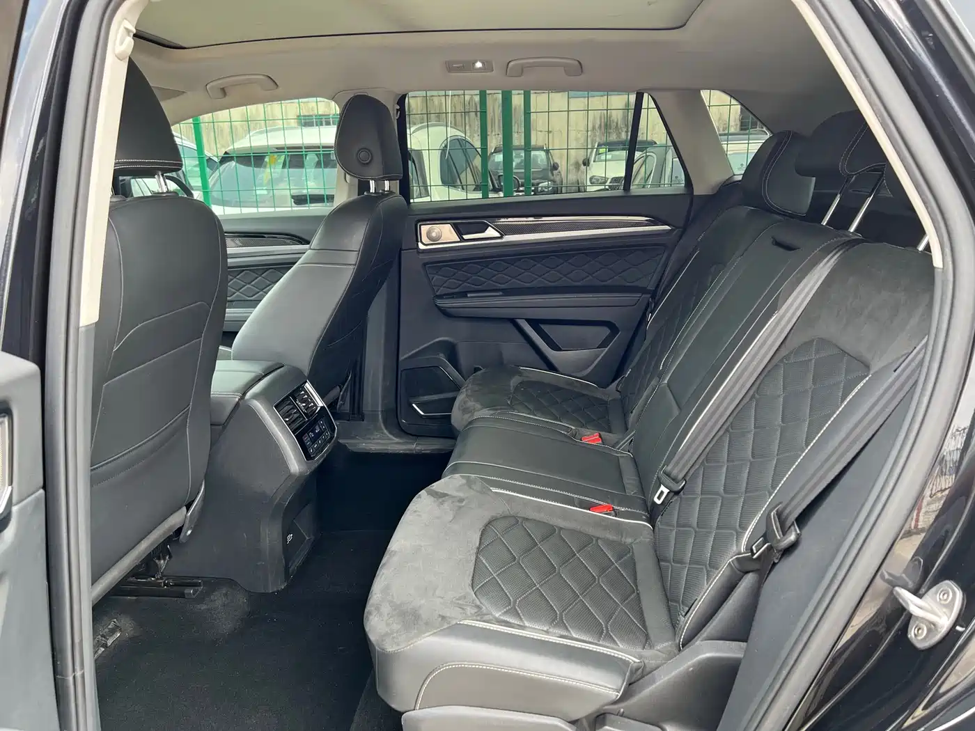 Volkswagen Teramont 2020 Teramont X 380TSI 4WD Premium Luxury фото 7