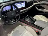 Photo 4 - Audi A6L