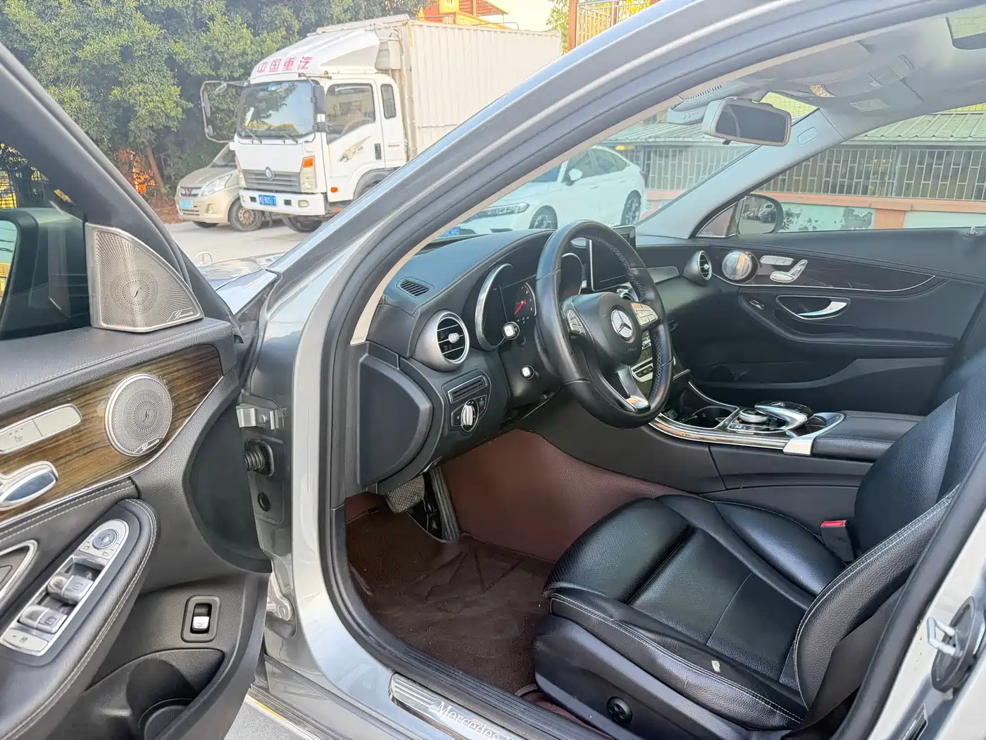 Mercedes-Benz C-Class 2015 C 200 L фото 9