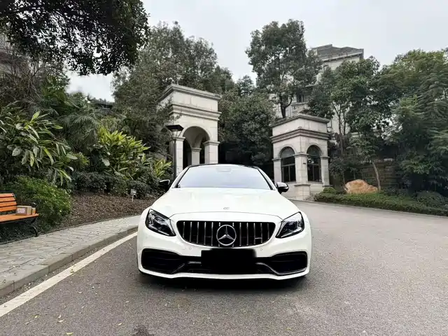MERCEDES-BENZ C CLASS AMG