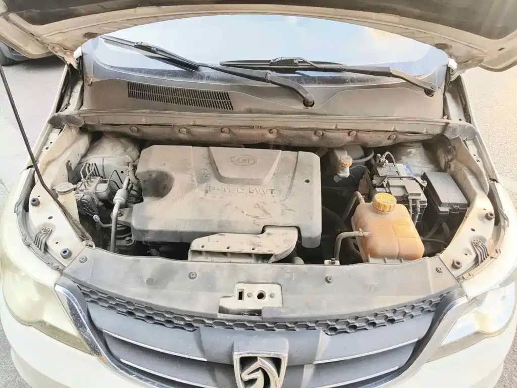 Baojun 730 2014 2014 1.5L Manual Comfort 7-seater