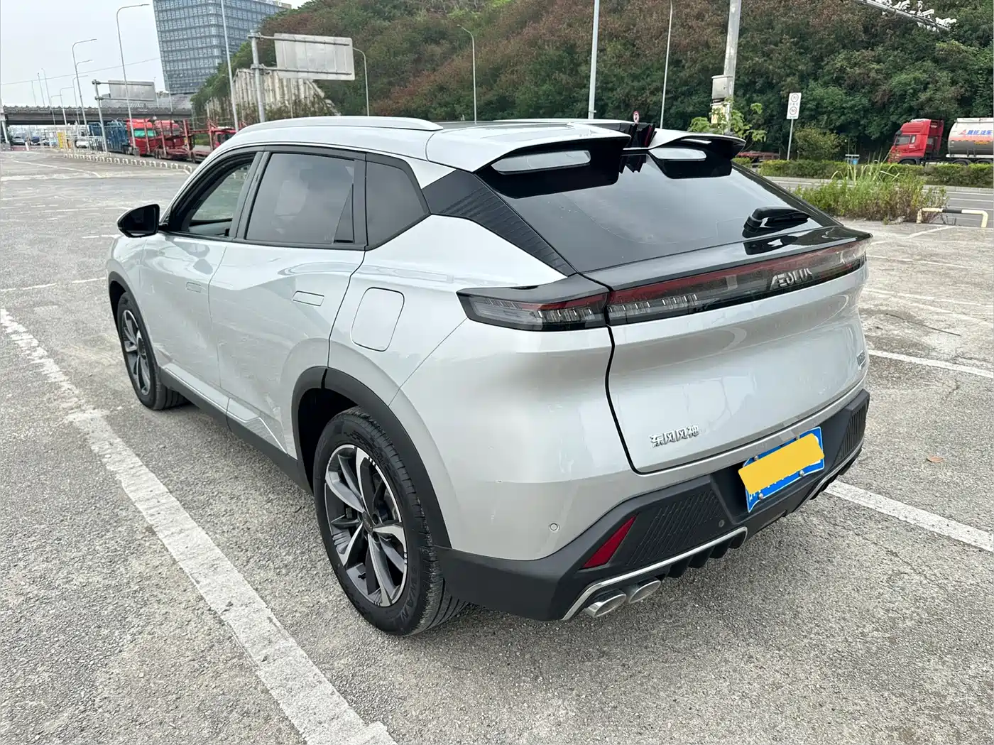 Dongfeng Aeolus Haohan 2024 2024 Glory Edition DH-i 1.5T Luxury