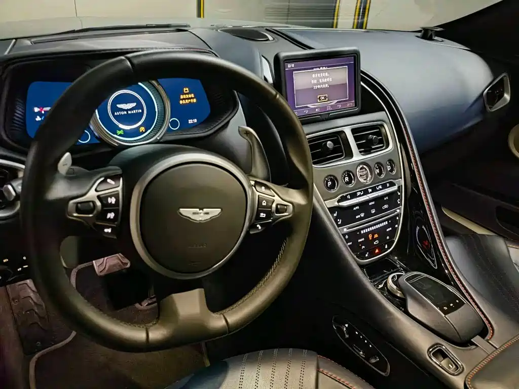 Aston Martin DB11 2022 2020 4.0T V8 Coupe