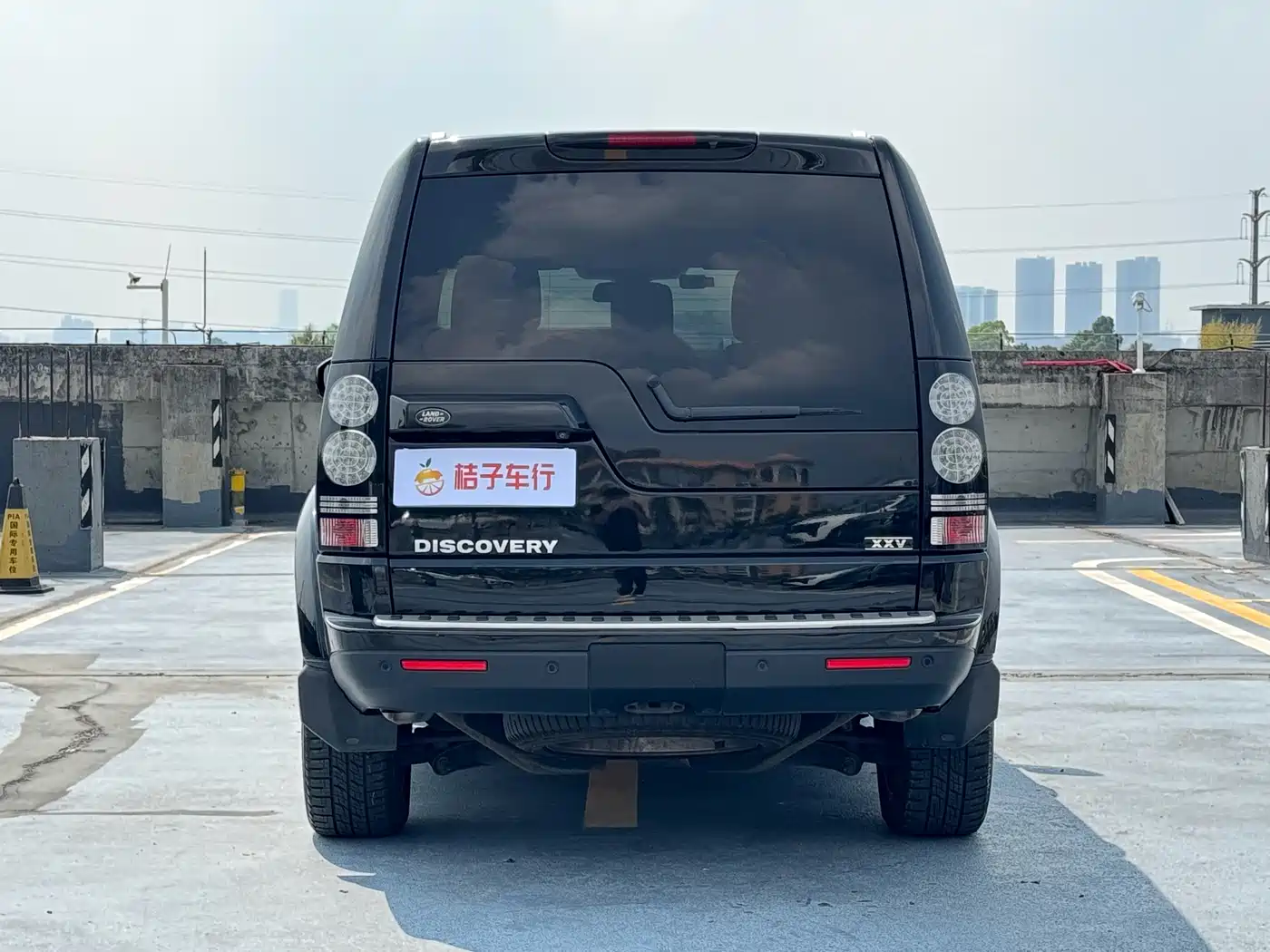 Land Rover Discovery 2014 3.0 SC V6 XXV Edition фото 7
