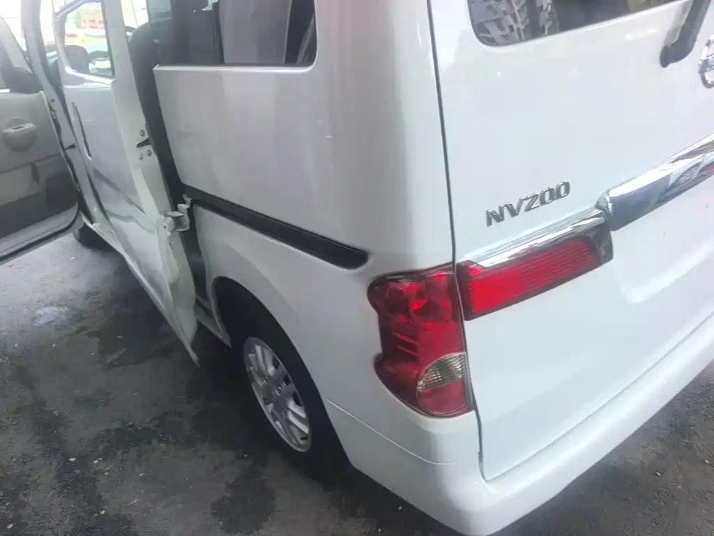 Nissan NV200 2014 2014 1.6L Manual Premium (China IV)