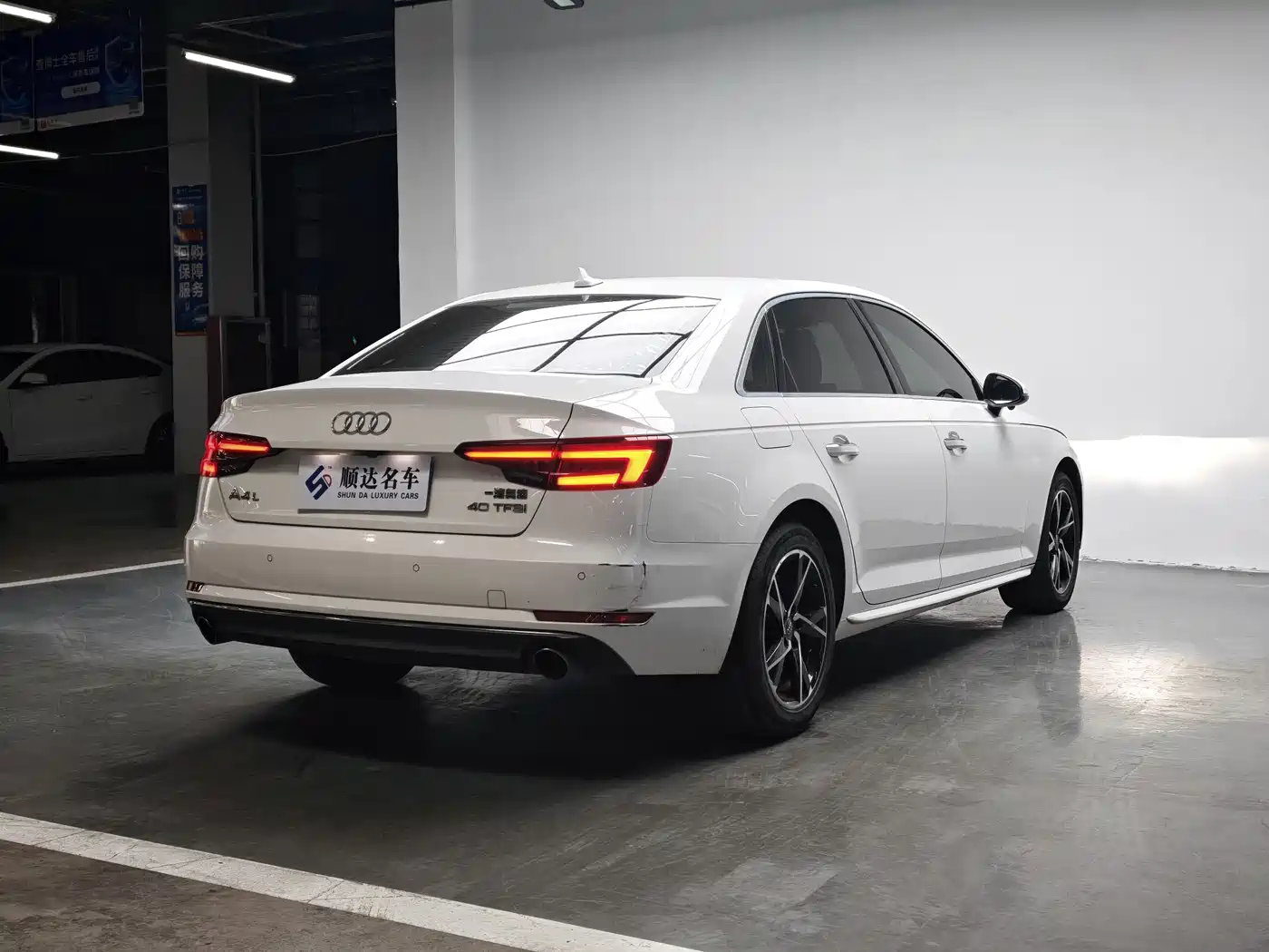 Audi A4L 2018 30th Anniversary 40 TFSI Progressive фото 12