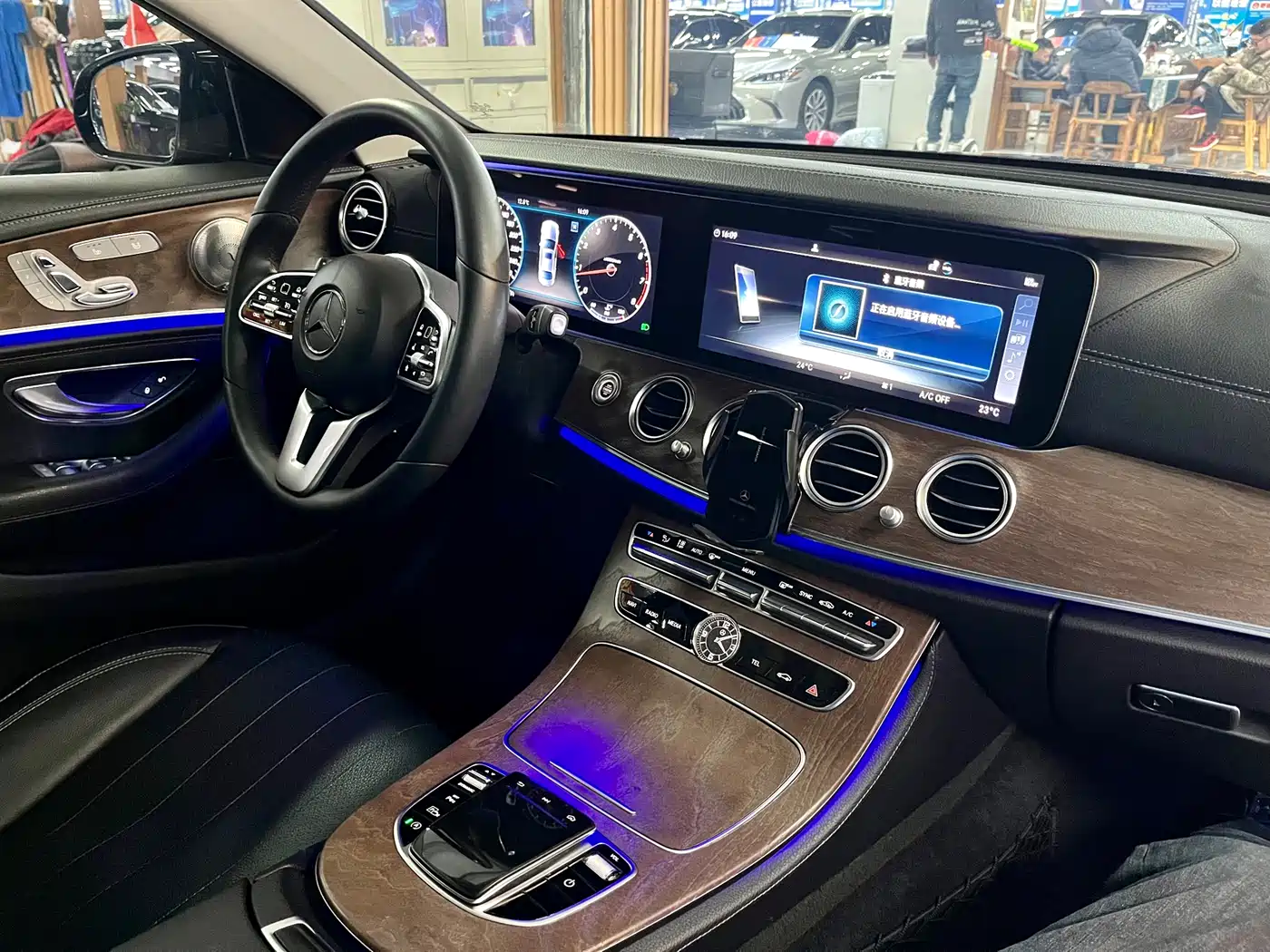 Mercedes-Benz E-Class 2019 E 300 L Fashion фото 14