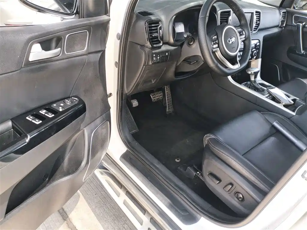 Kia KX5 2016 Model 1.6T Automatic 2WD DLX фото 12