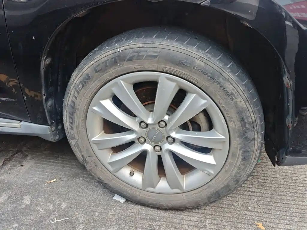 Фото 8 - Haval H2