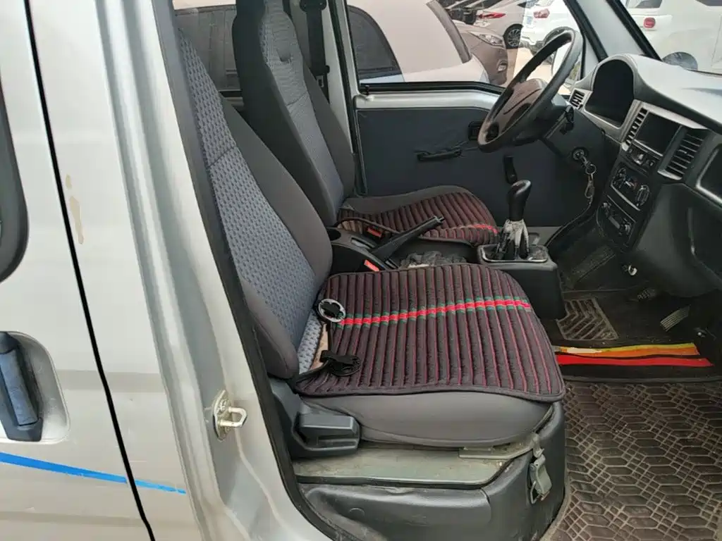 Wuling Motors Wuling Zhiguang 2021 2020 1.2L Utility China VI LSI
