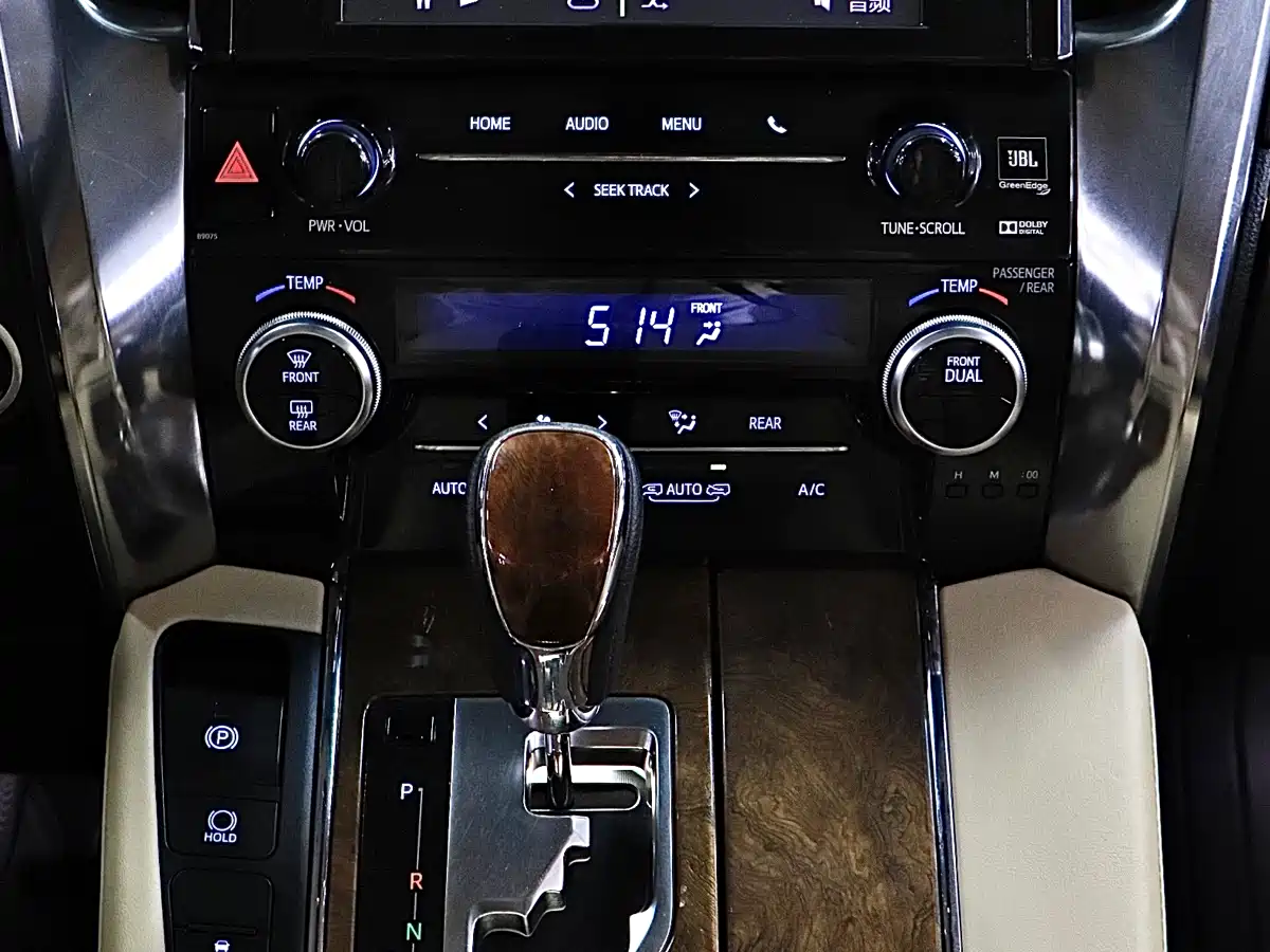 Toyota Alphard 2015 3.5L Premium Edition фото 21