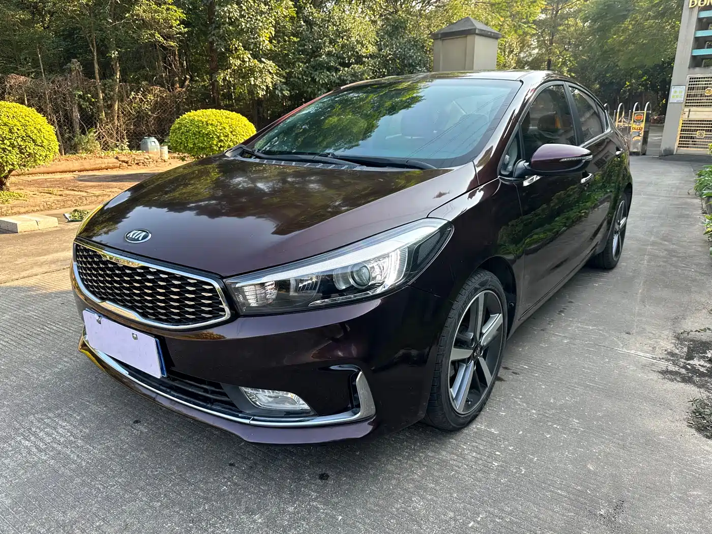 Kia K3 2017 1.6L Automatic 15th Anniversary Special GLS фото 9