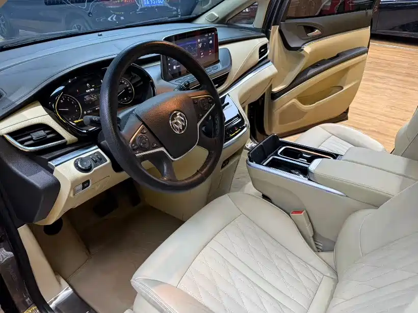 BUICK GL8