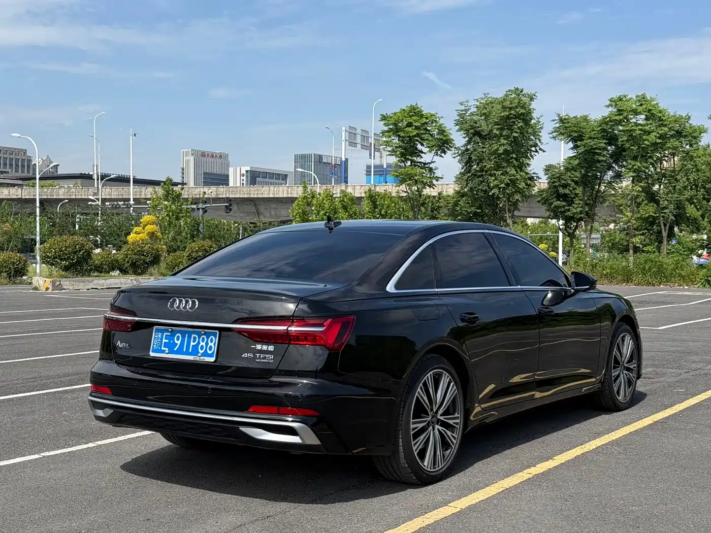 Audi A6L 2025 Model Year Facelift 45 TFSI quattro Premium Sport фото 4