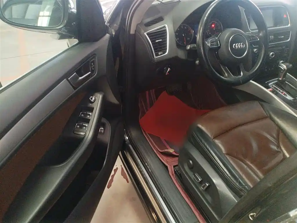 Audi Q5 2016 40 TFSI Technology Model фото 12