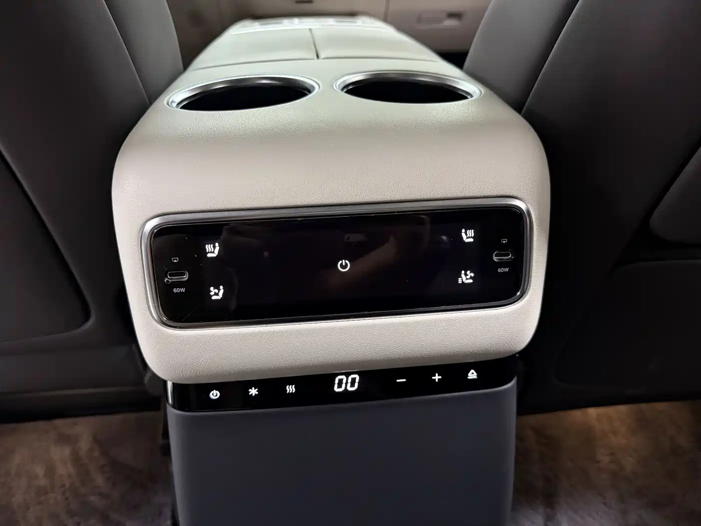 Li Auto MEGA 2025 2024 Ultra