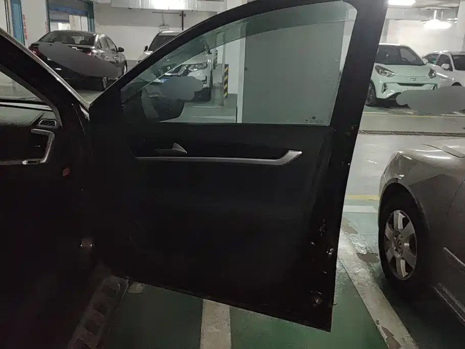 Dongfeng Aeolus Dongfeng Fengshen AX7 2017 2016 2.0L Automatic Smart Comfort