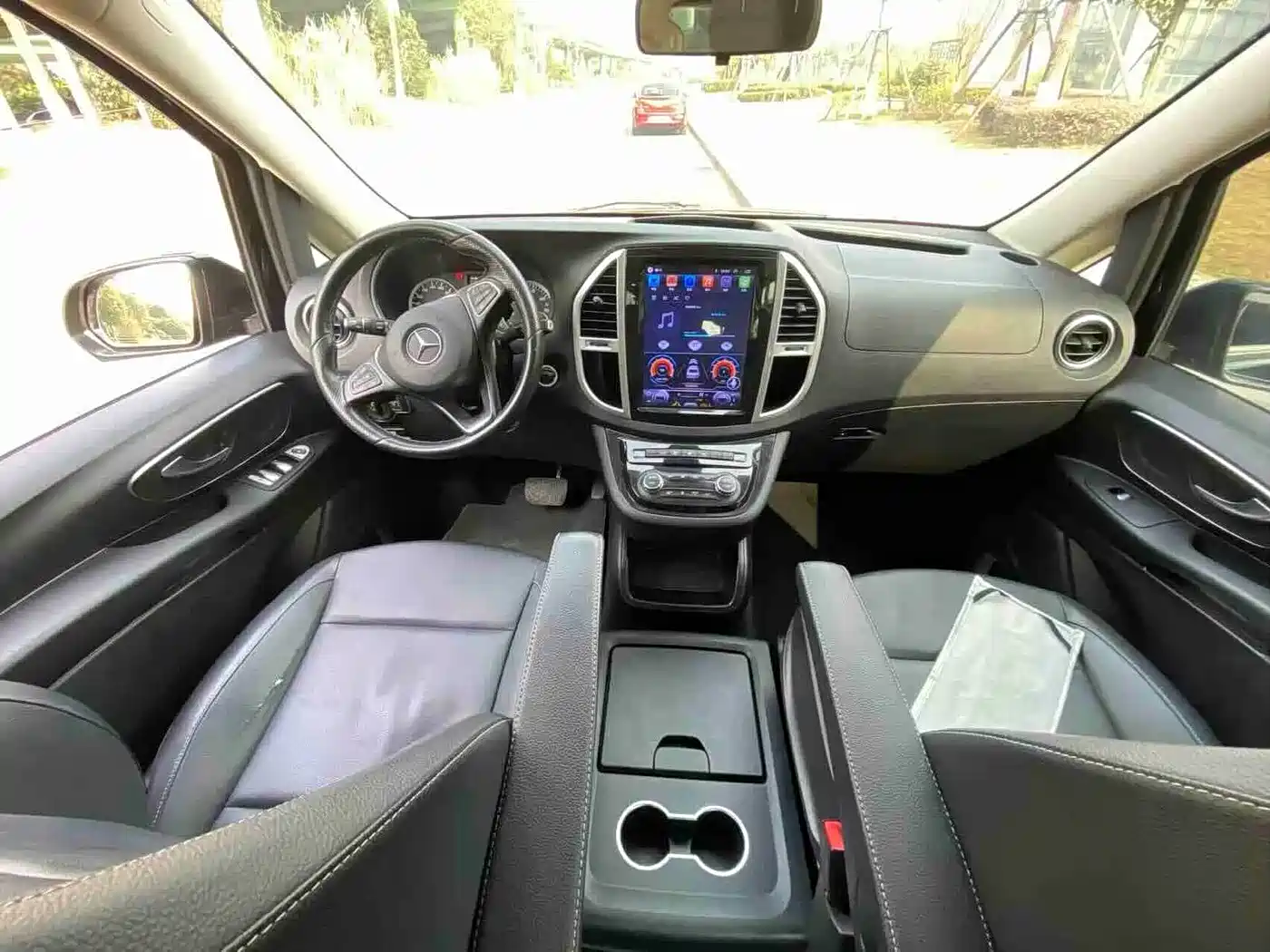 Mercedes-Benz Vito 2018 2.0T Business Edition China VI фото 7