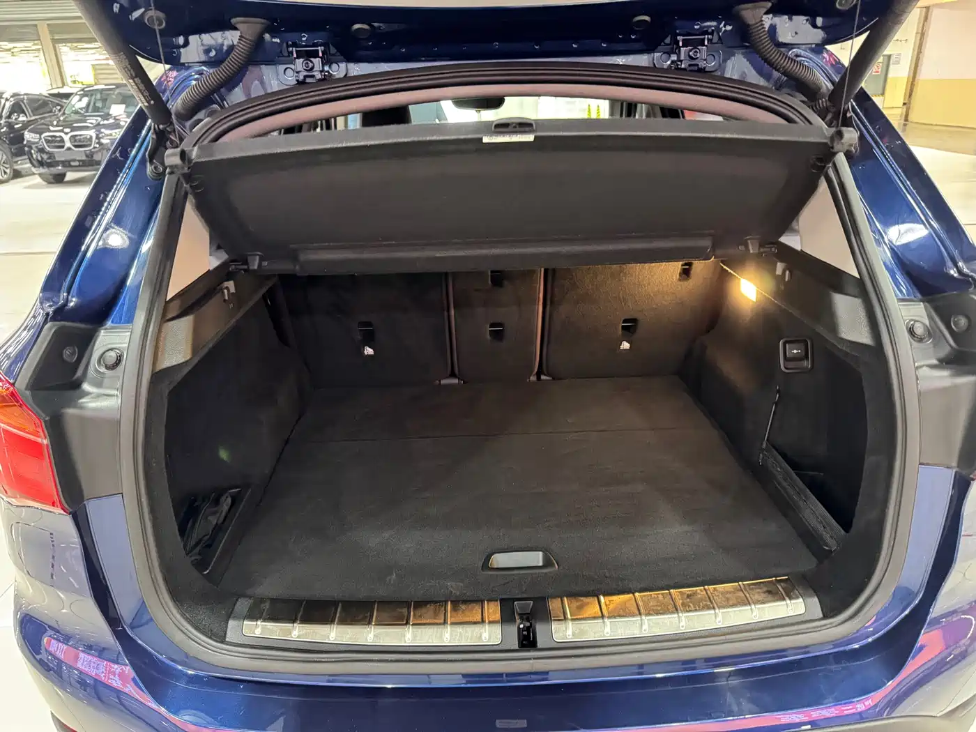 BMW X1 2018 xDrive20Li Premium Model фото 25
