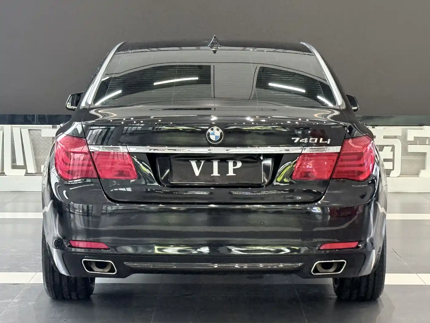 BMW 7 Series 2009 Model 740Li Leading Edition фото 6