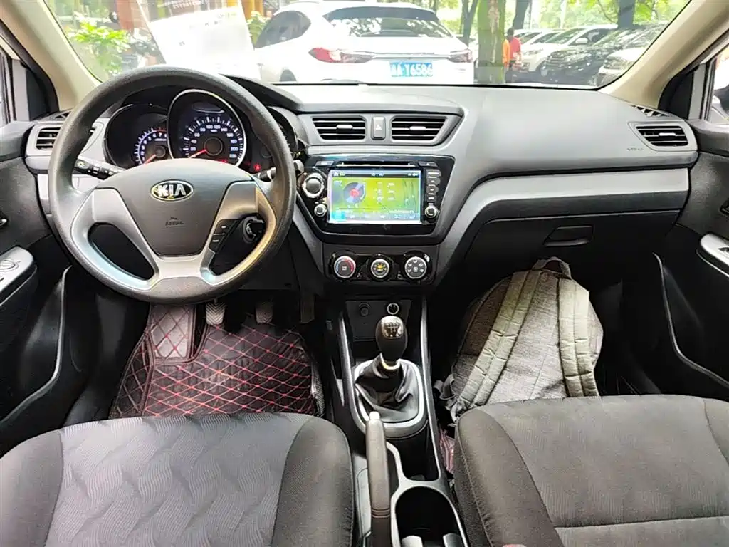 Kia K2 2015 Sedan 1.4L MT GLS фото 10