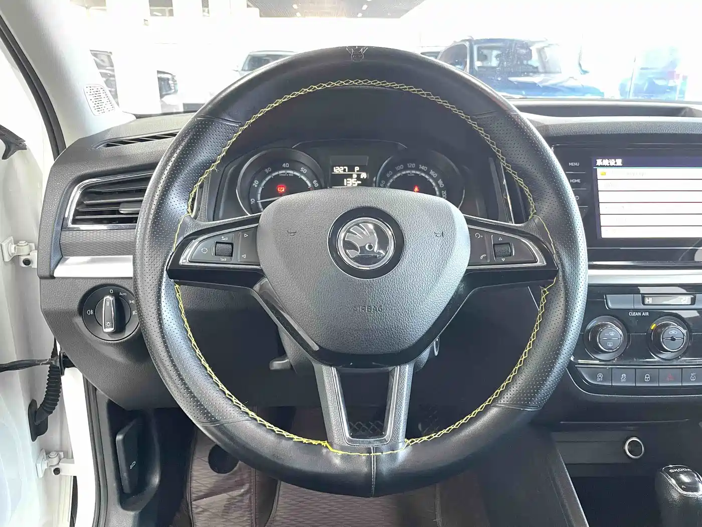 Škoda Kamiq 2021 1.5L Auto Comfort Edition фото 6