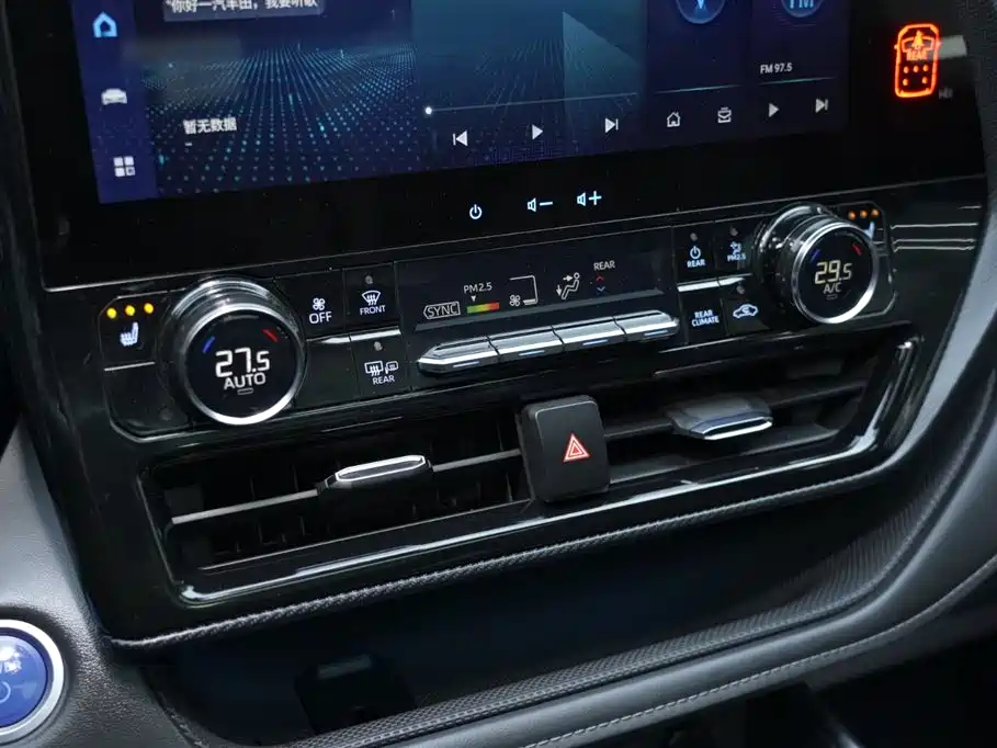Toyota Crown Kluger 2022 2.5L HEV 4WD Premium Edition фото 9