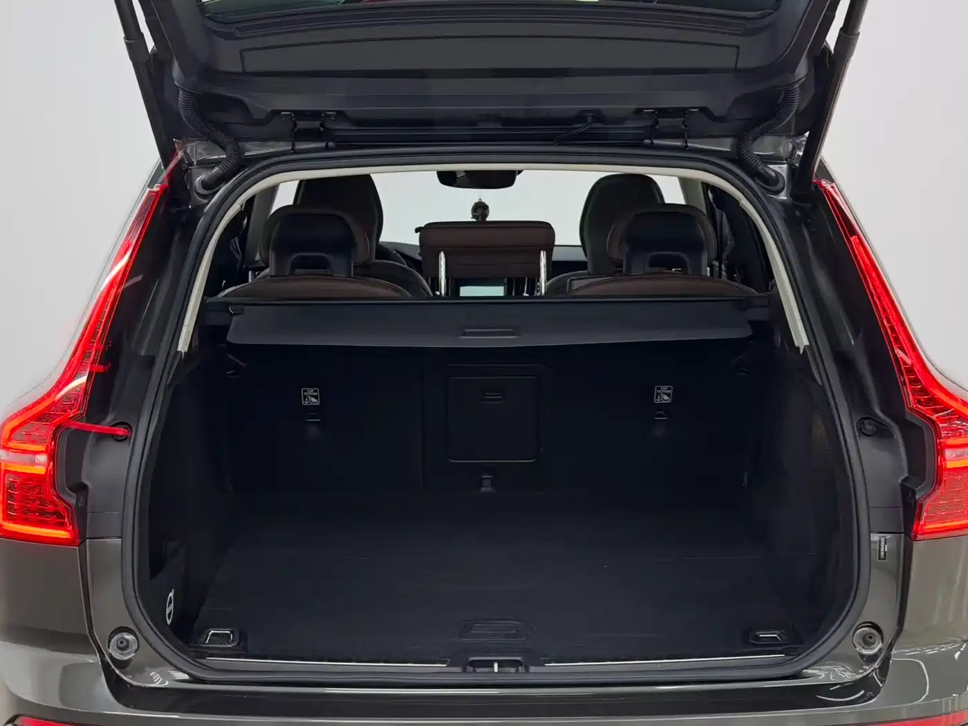 Фото 20 - Volvo XC60