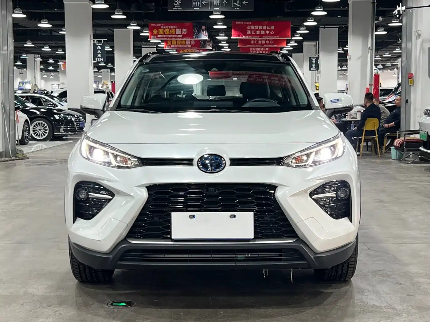Toyota Wildlander 2023 Hybrid 2.5L E-CVT AWD Premium Edition