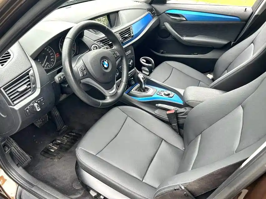 BMW X1 2014 sDrive18i Fashion Edition фото 7