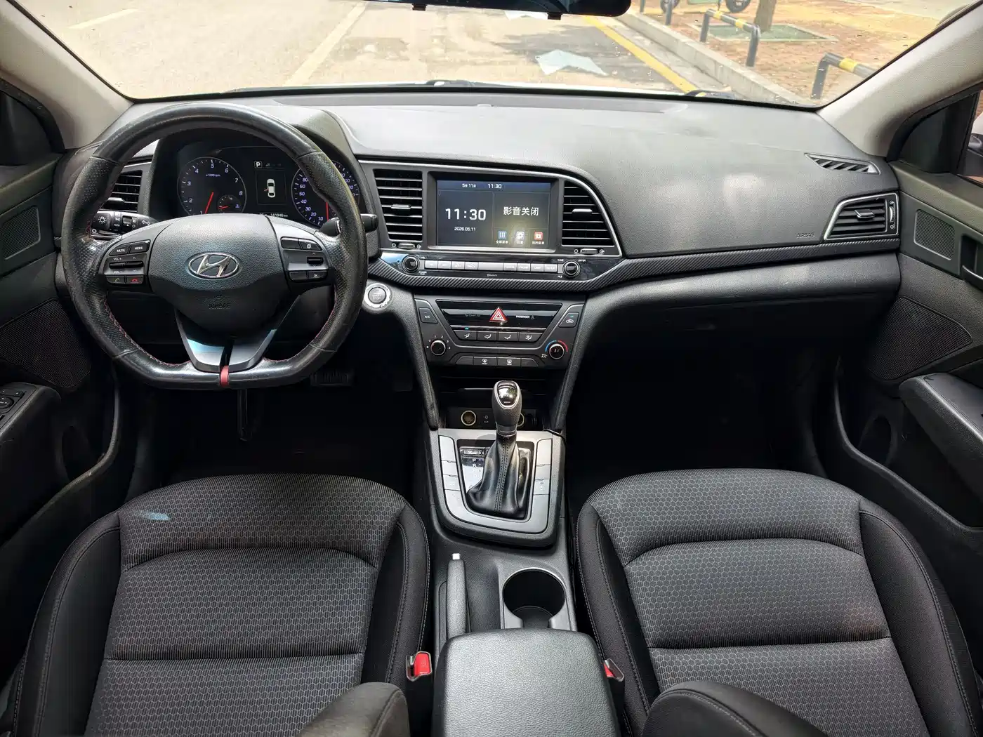 Hyundai Elantra 2018 1.4T DCT Dynamic·Vitality Model фото 8
