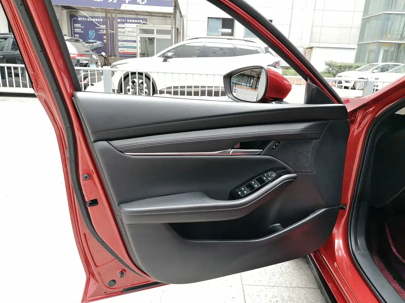 Mazda Mazda 3 2025 2023 2.0L Auto Zhiyao