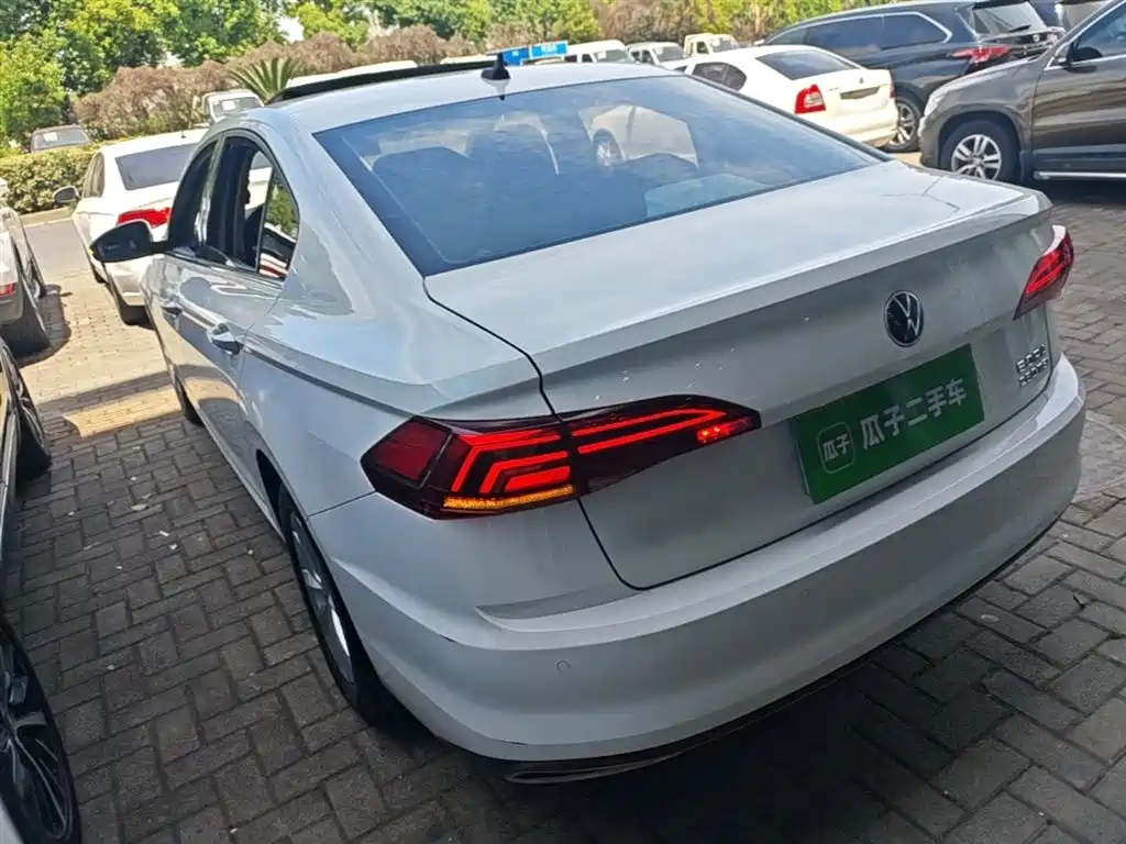Volkswagen Bora 2021 1.5L Automatic Elite Smart Edition фото 5