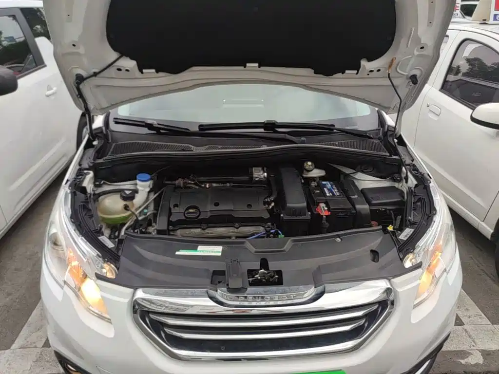 Peugeot 2008 2016 2014 1.6L Automatic Fashion Edition