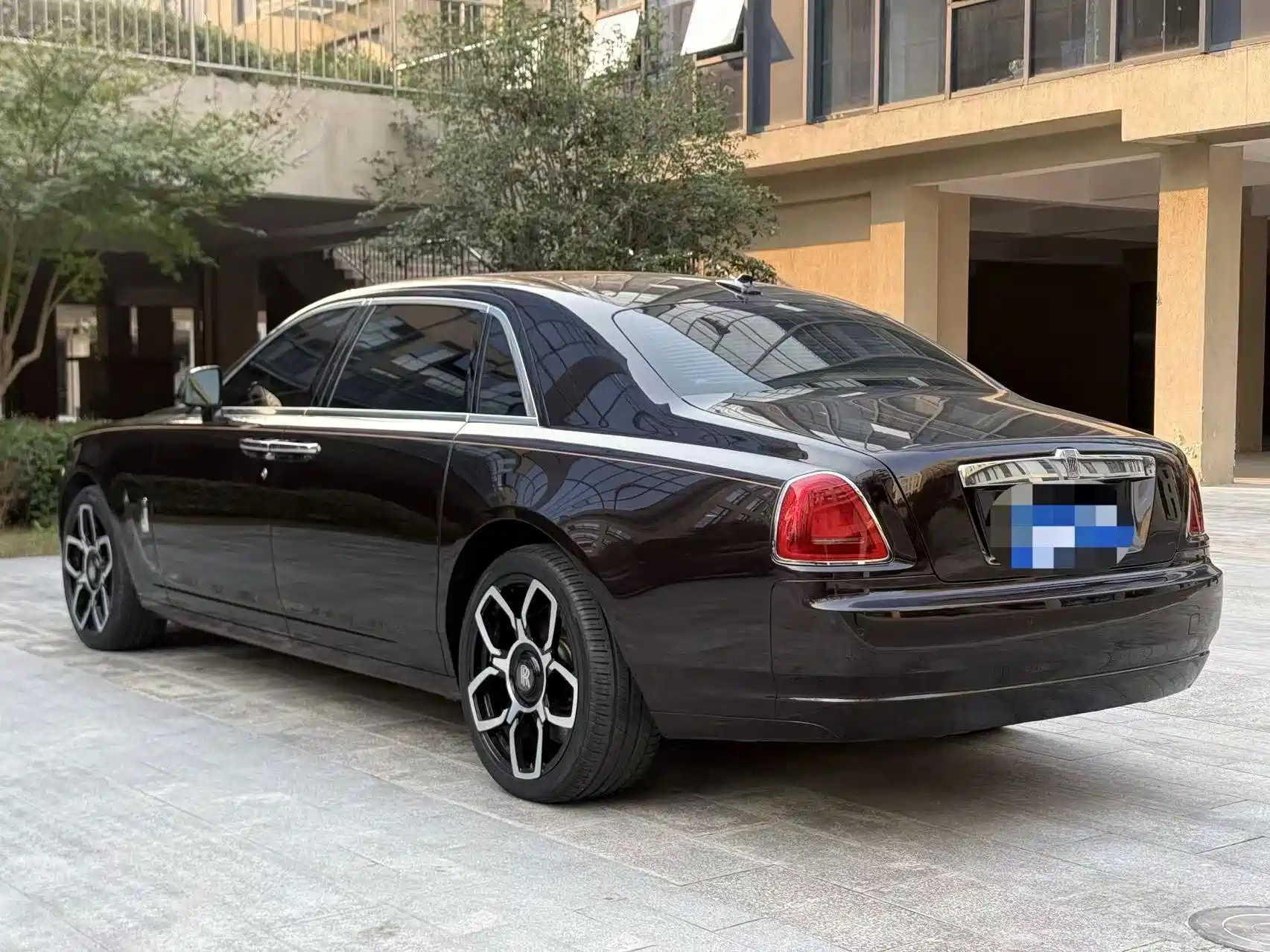 Фото 10 - Rolls-Royce Ghost