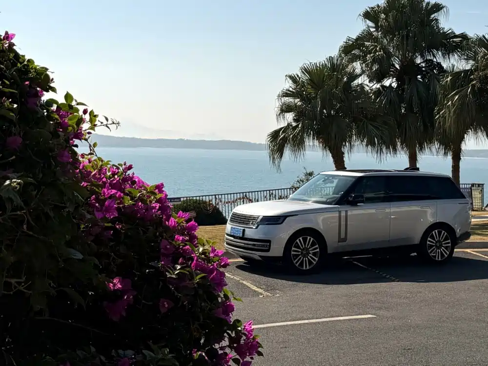 Photo 5 - Land Rover Range Rover