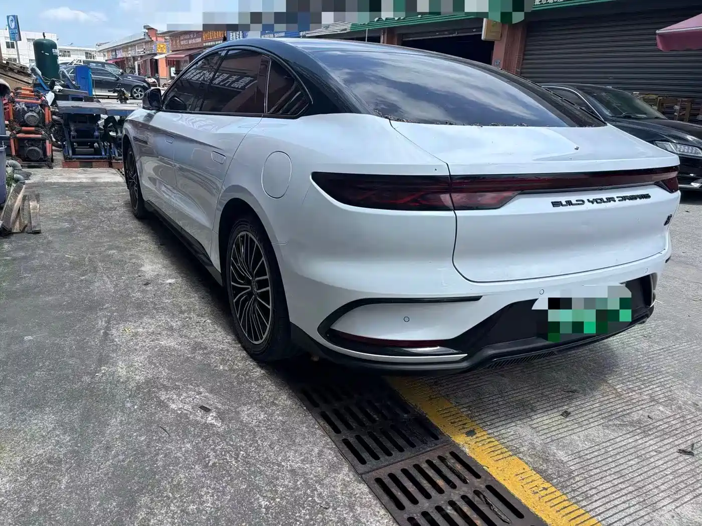 BYD Han 2022 DM-i 121KM Premium фото 9