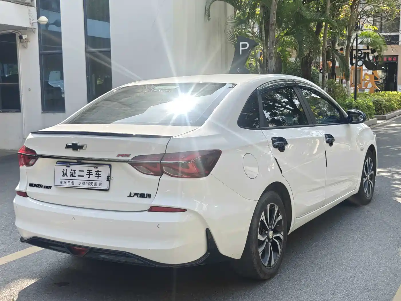 Chevrolet Monza 2022 Mild Hybrid RS 330T Automatic Comfort Edition фото 27