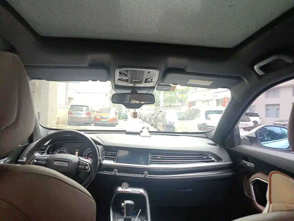 Фото 9 - Haval H6