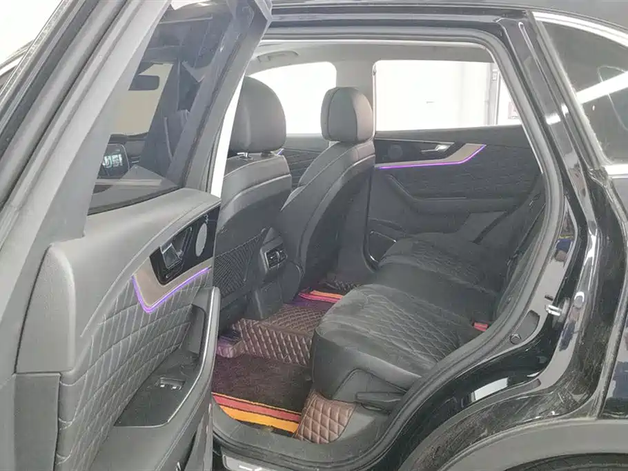 Hongqi HS5 2019 2.0T Smart Connect Enjoy Edition фото 11