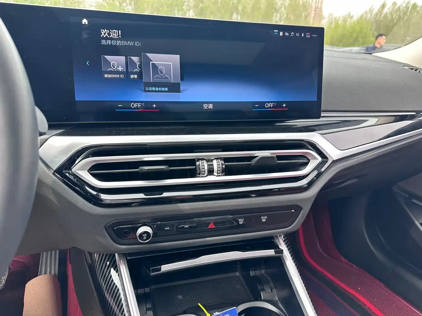 BMW 3 Series 2023 320Li M Sport Package фото 12