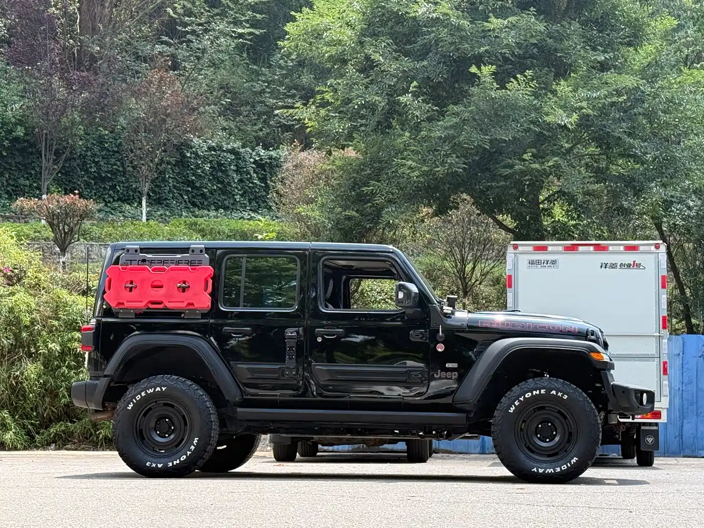Фото 4 - Jeep Wrangler