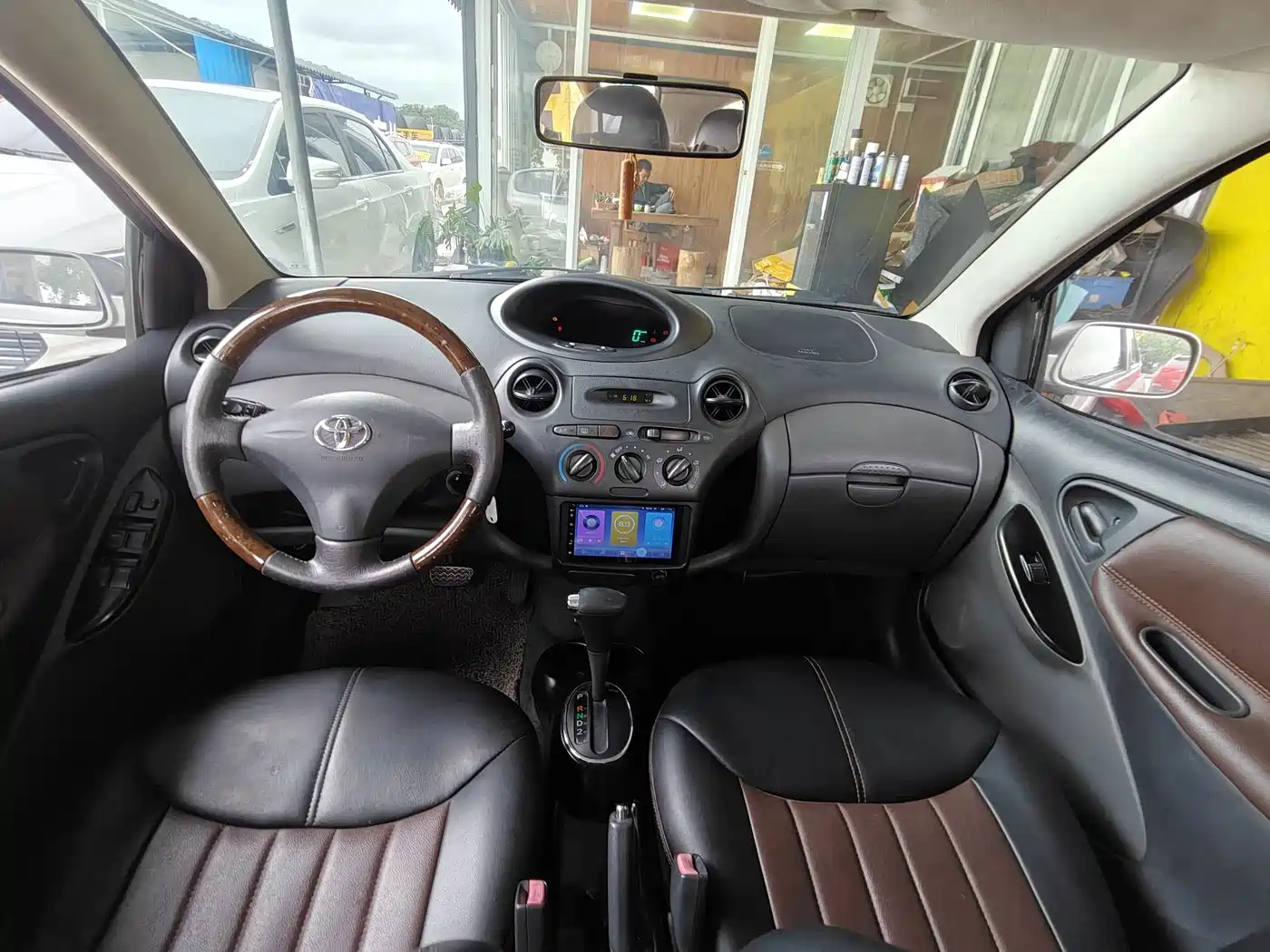 FAW Vizi 2003 2004 Model 1.3L Automatic Luxury