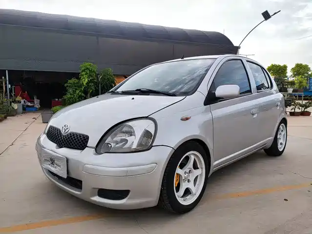 FAW Vizi 2004 Model 1.3L Automatic Luxury