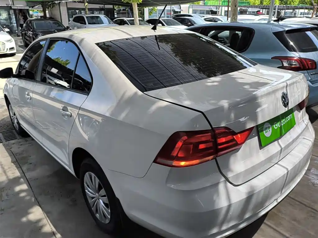 Volkswagen Santana 2021 1.5L Manual Trend Edition фото 5