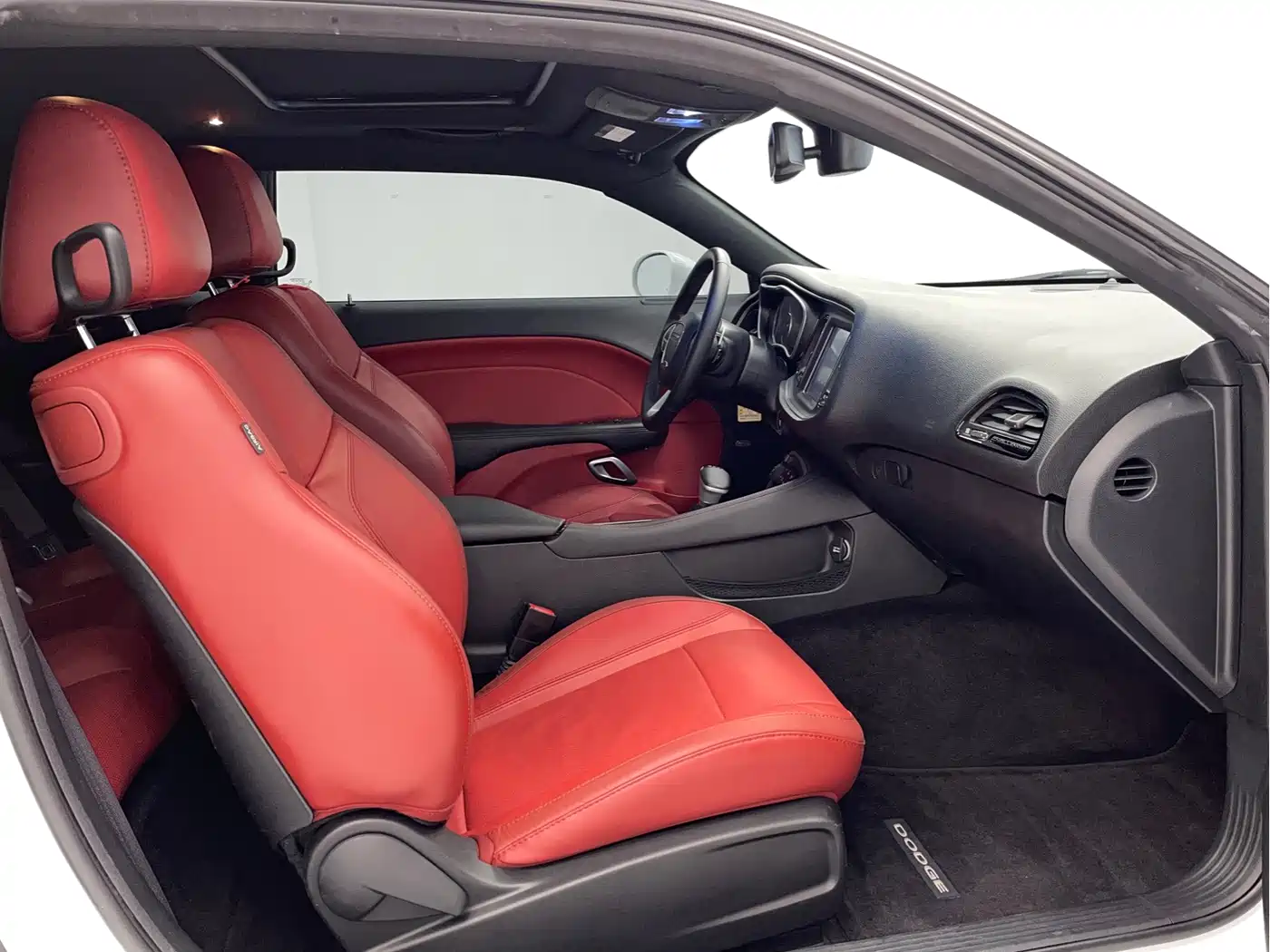 Dodge Challenger 2018 2019 Base Model