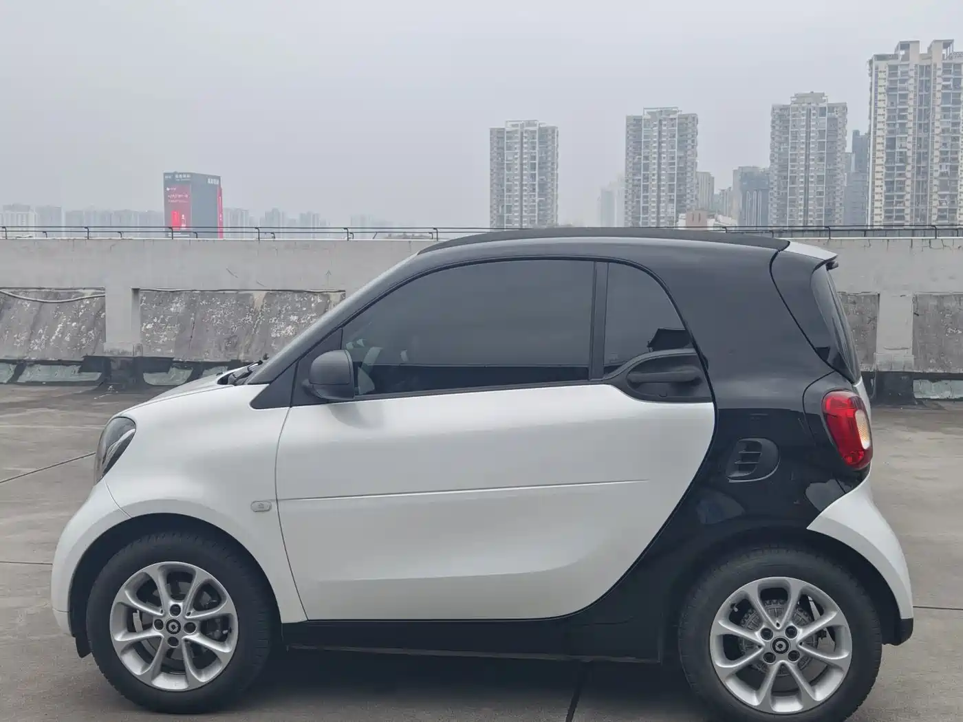 smart fortwo 2018 2015 1.0L 52kW Hardtop Agile