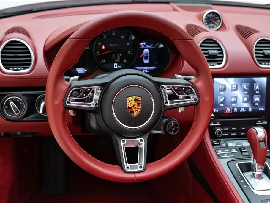PORSCHE 718