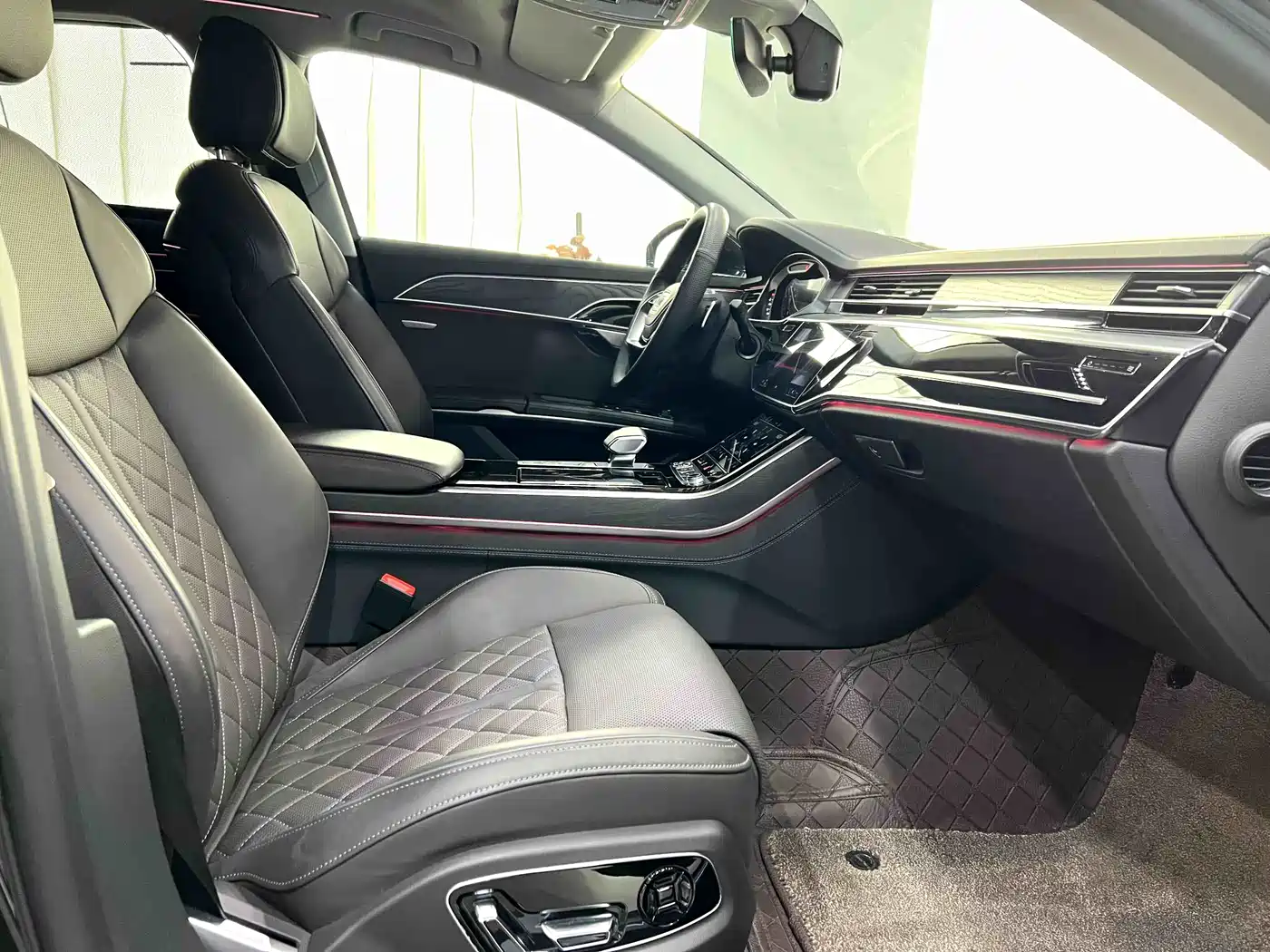 Audi A8 2025 A8L 50 TFSI quattro Exclusive Selection фото 8