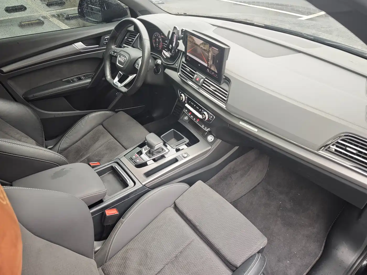 Audi Q5L Sportback 2024 2024 45 TFSI Luxury Version